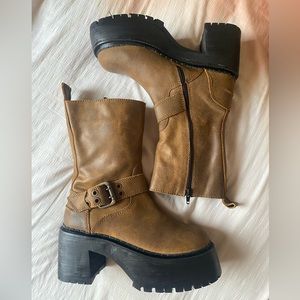Platform boots!
